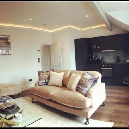 The Mews Boutique Deluxe Apartments, Sleep 2-6 People , Location, Free Parking Διαμέρισμα Windermere